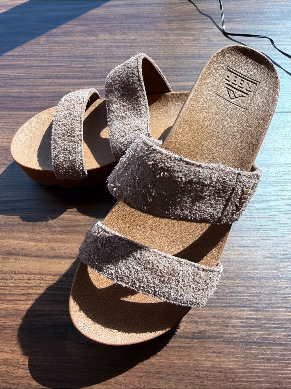 REEF Cushion Vista Hi in Light Brown Suede